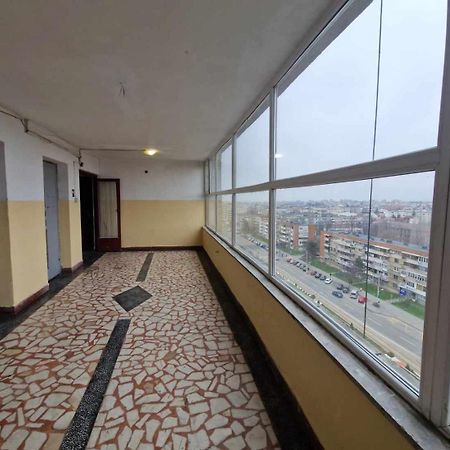 Studio Nefumatori Sunny Place, Self Check In Craiova Ngoại thất bức ảnh